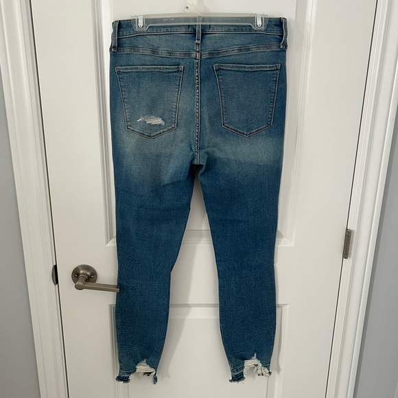 Abercrombie & Fitch Simone High Rise Ankle Jean - Picture 3 of 7